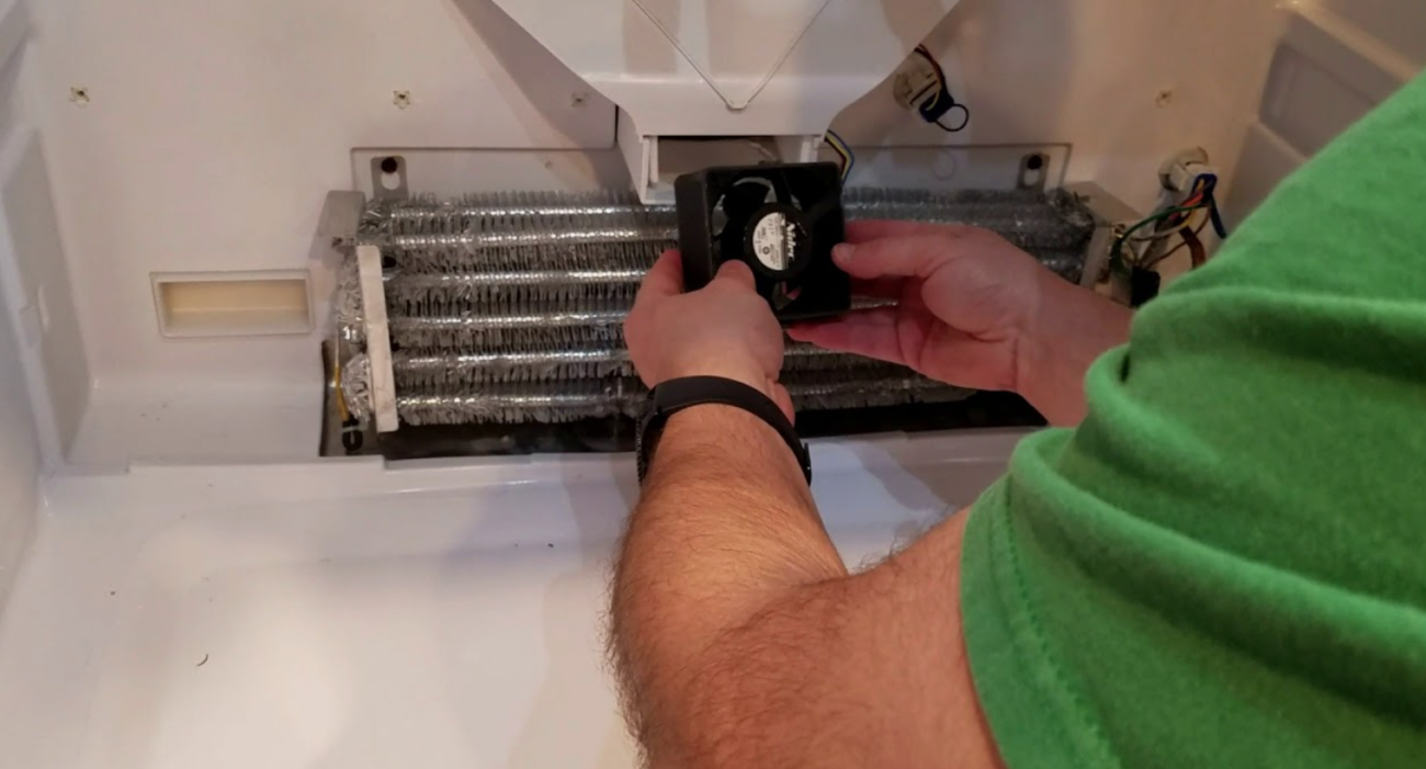 إصلاح مشاكل تبريد وتجميد ثلاجات LG